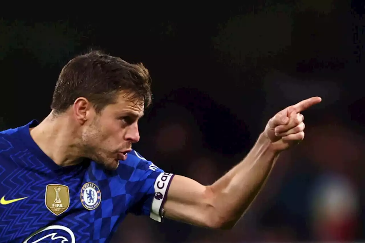 Azpilicueta signs two-year Chelsea contract