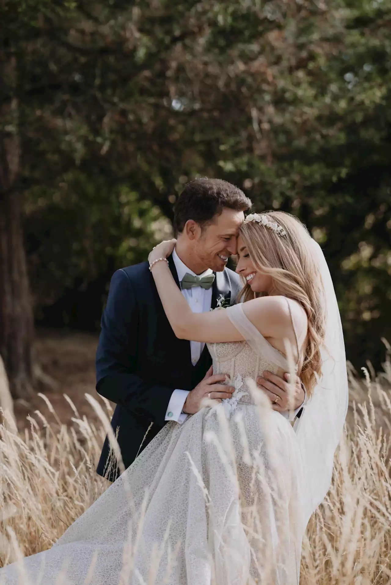 Stacey Solomon and Joe Swash break down in tears during first dance at wedding