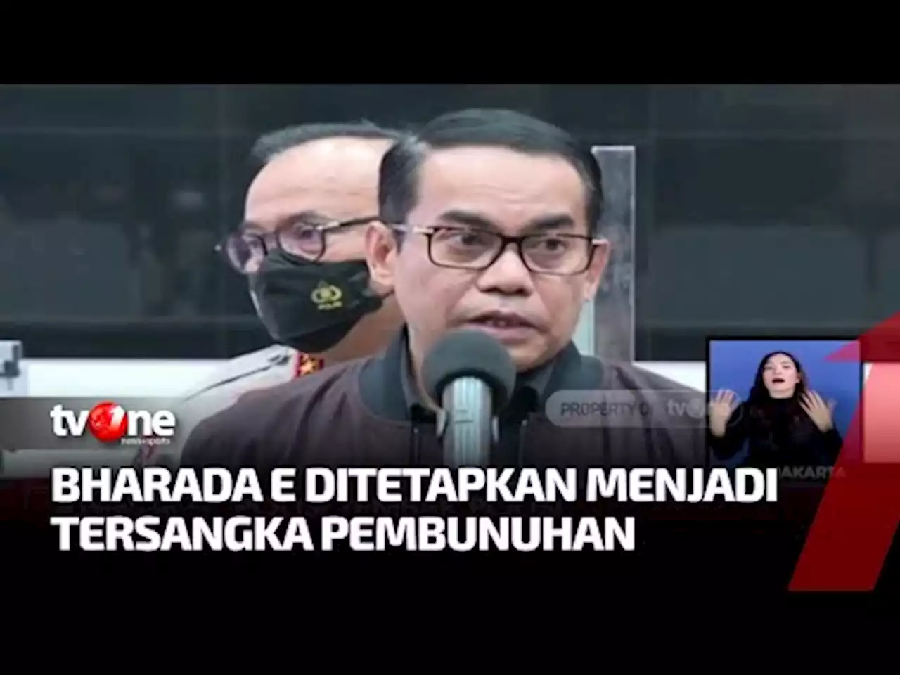 Tersangka Pembunuhan Brigadir J, Bharada E Terancam Pasal Berlapis - tvOne