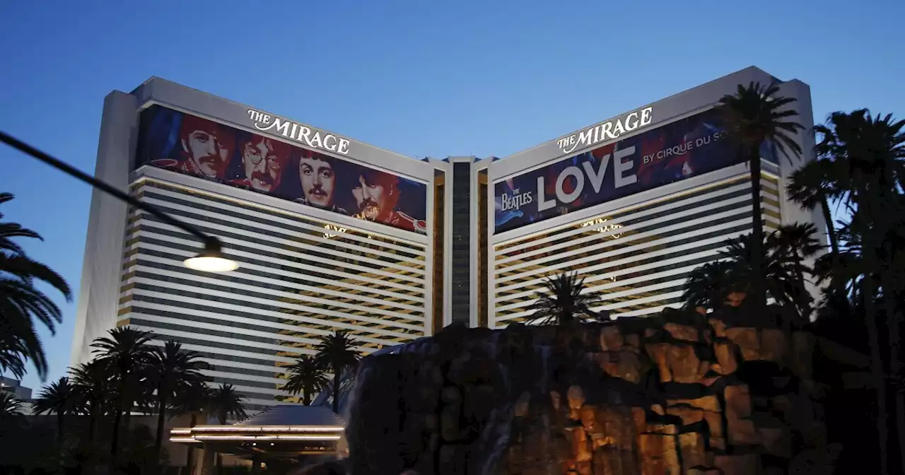 Man arrested following shooting inside Las Vegas hotel