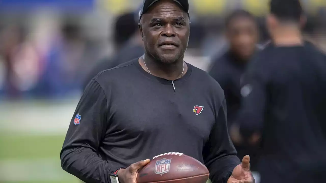 Cardinals RBs coach facing domestic battery charges