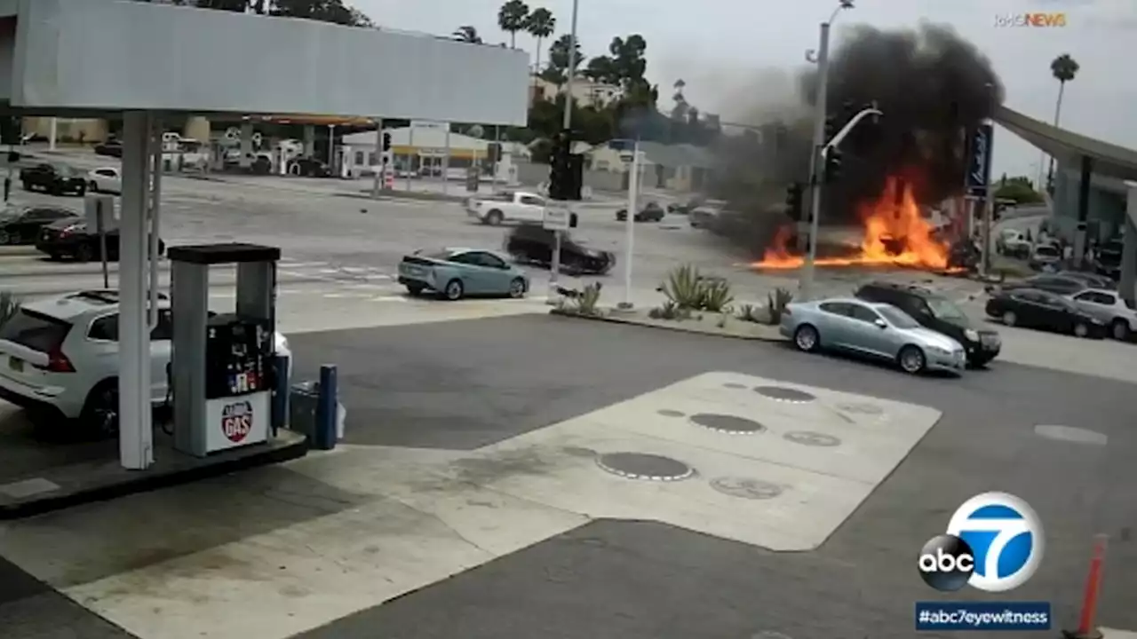 5 killed, 9 injured in fiery crash as car runs light, slams into cross traffic in Windsor Hills