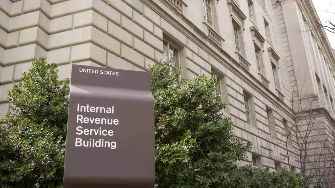 IRS Expands Crypto Question on Tax Form – Taxes Bitcoin News