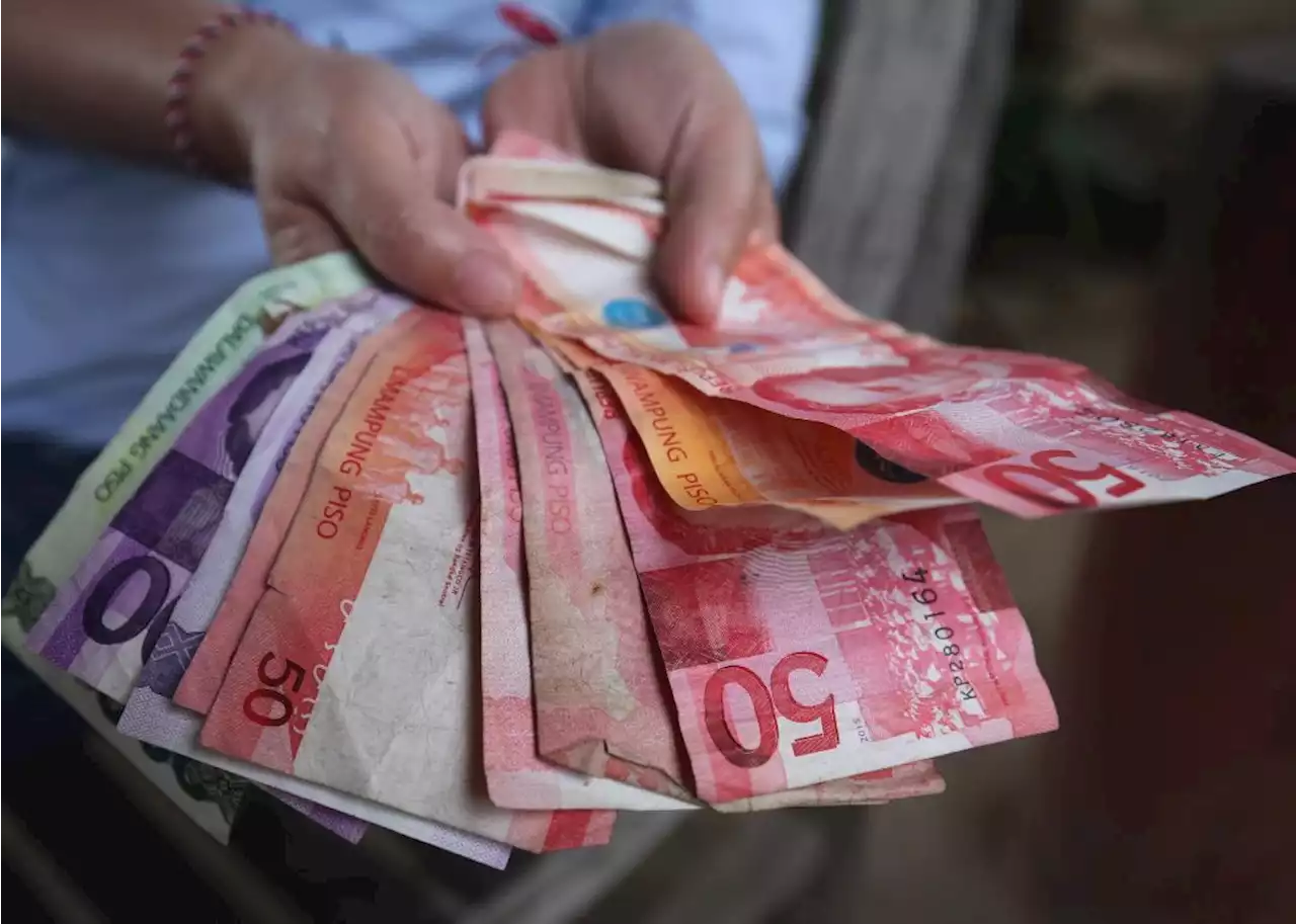 Weaker peso offsets impact of high inflation on consumer spending
