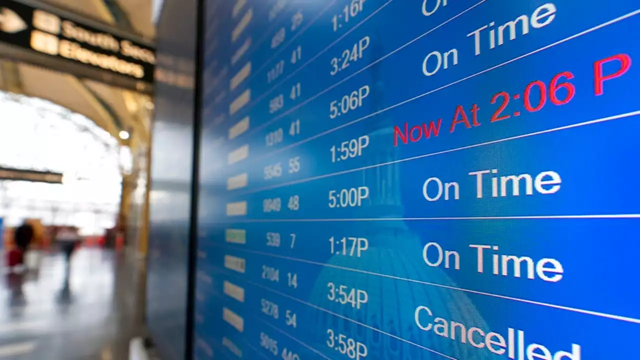 Airline disruptions rise Friday after second-worst day for cancellations in the last month