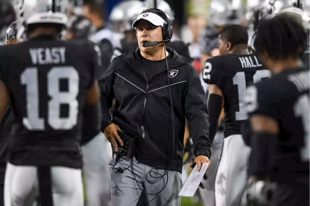 Raiders give McDaniels happy homecoming, beat Jaguars 27-11