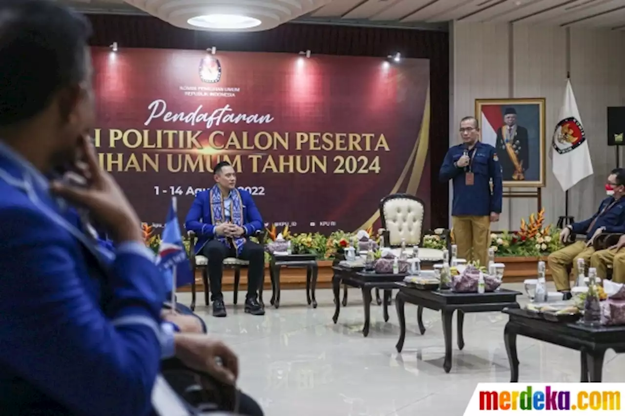 Foto : AHY Daftar Partai Demokrat Jadi Peserta Pemilu 2024 | merdeka.com