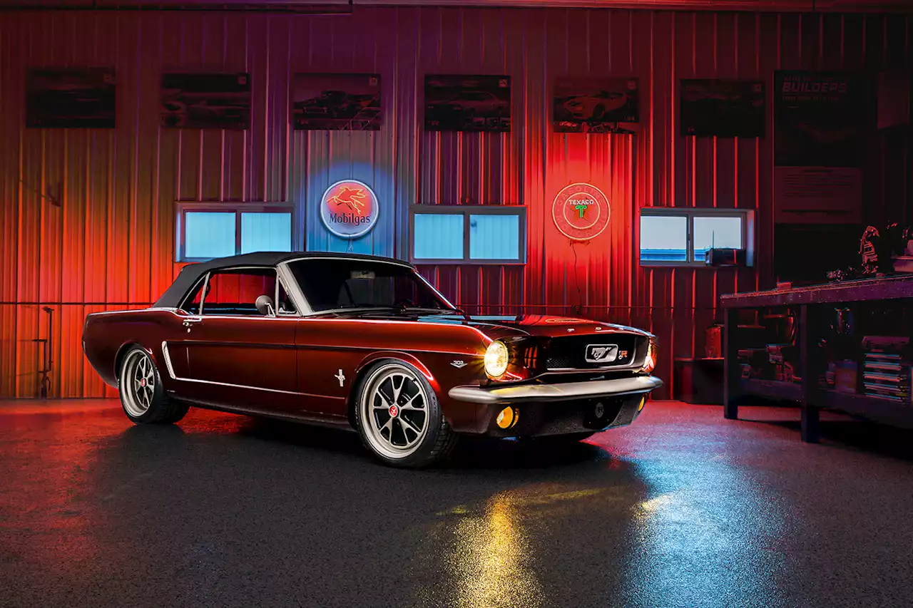 Ringbrothers reveals new 'Caged' Ford Mustang