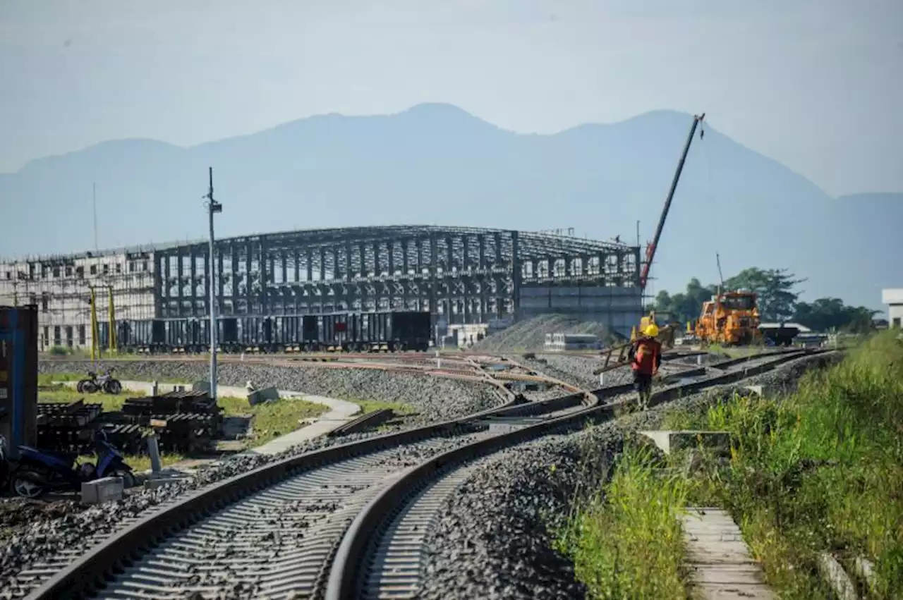 Rangkaian Kereta Cepat Jakarta-Bandung Mulai Dikirim dari China |Republika Online