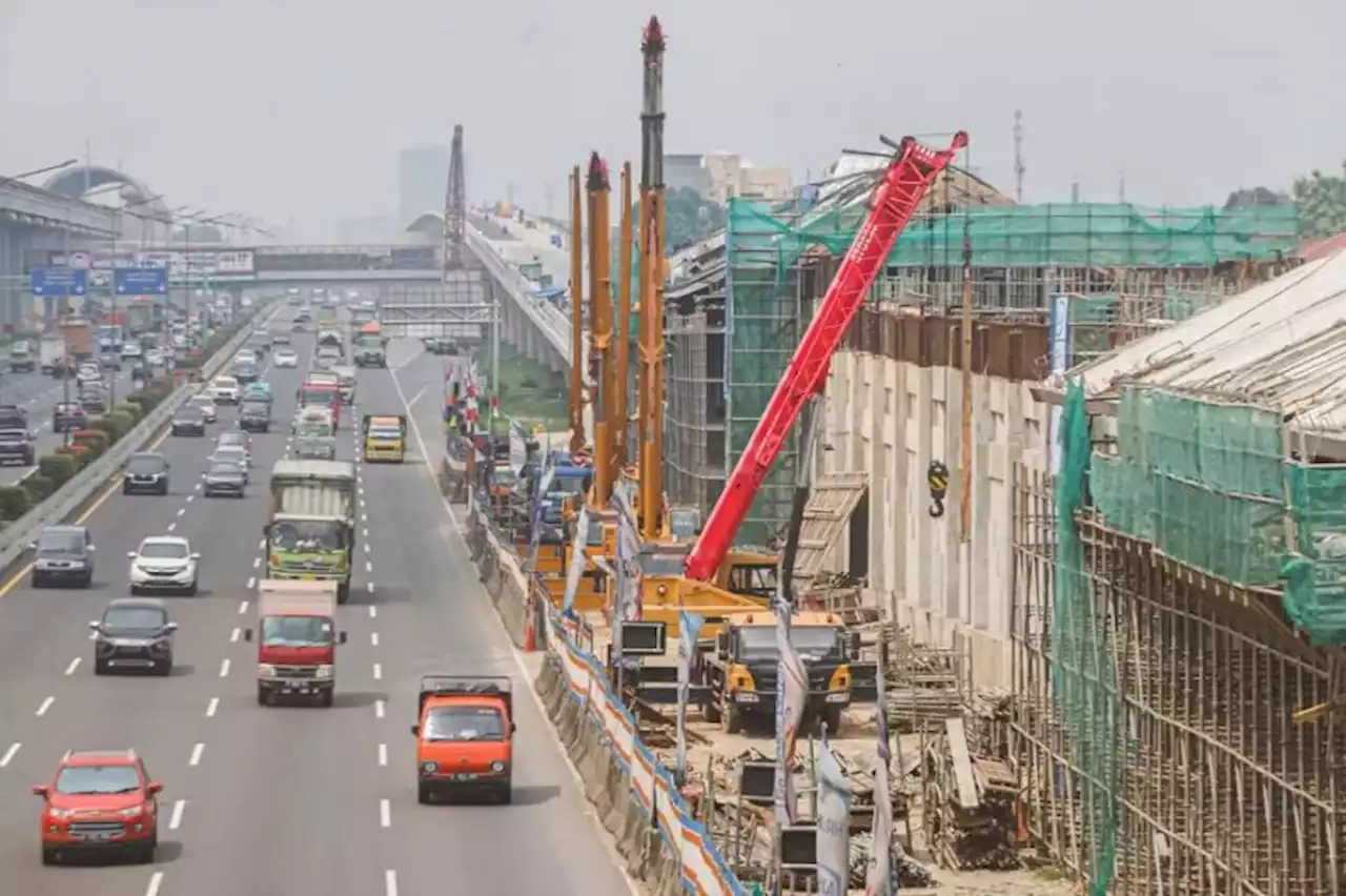 Pendapatan Kereta Cepat Jakarta-Bandung Rp2,7 T Setahun, Anggota DPR: Butuh Ratusan Tahun Baru BEP