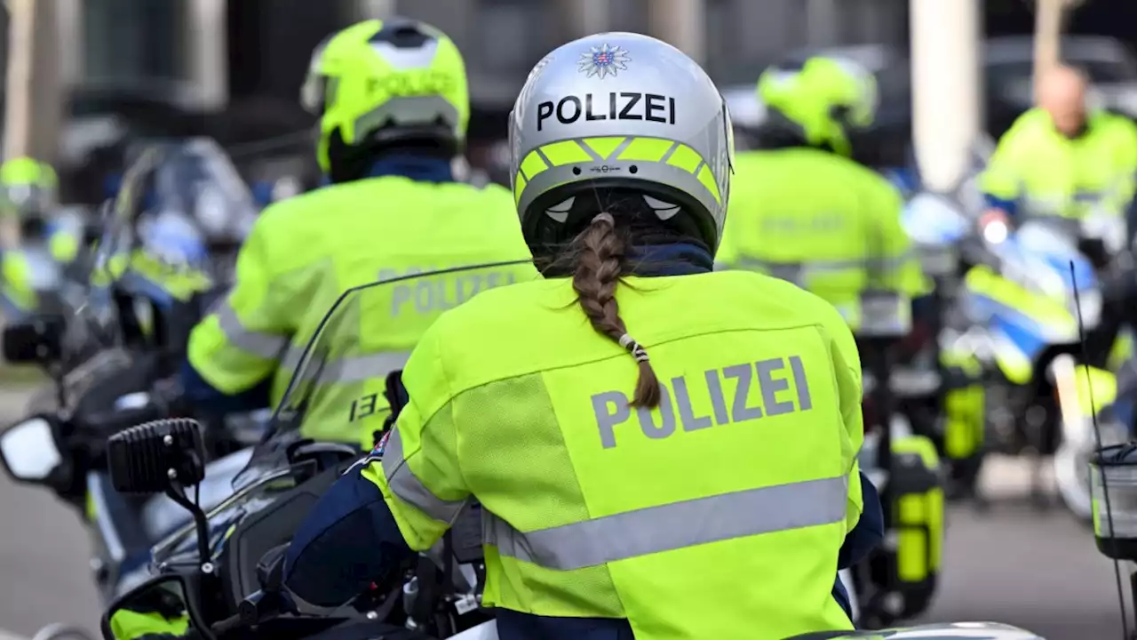 Studie: Polizei vernachlässigt Rassismus bei AUs- und Fortbildung