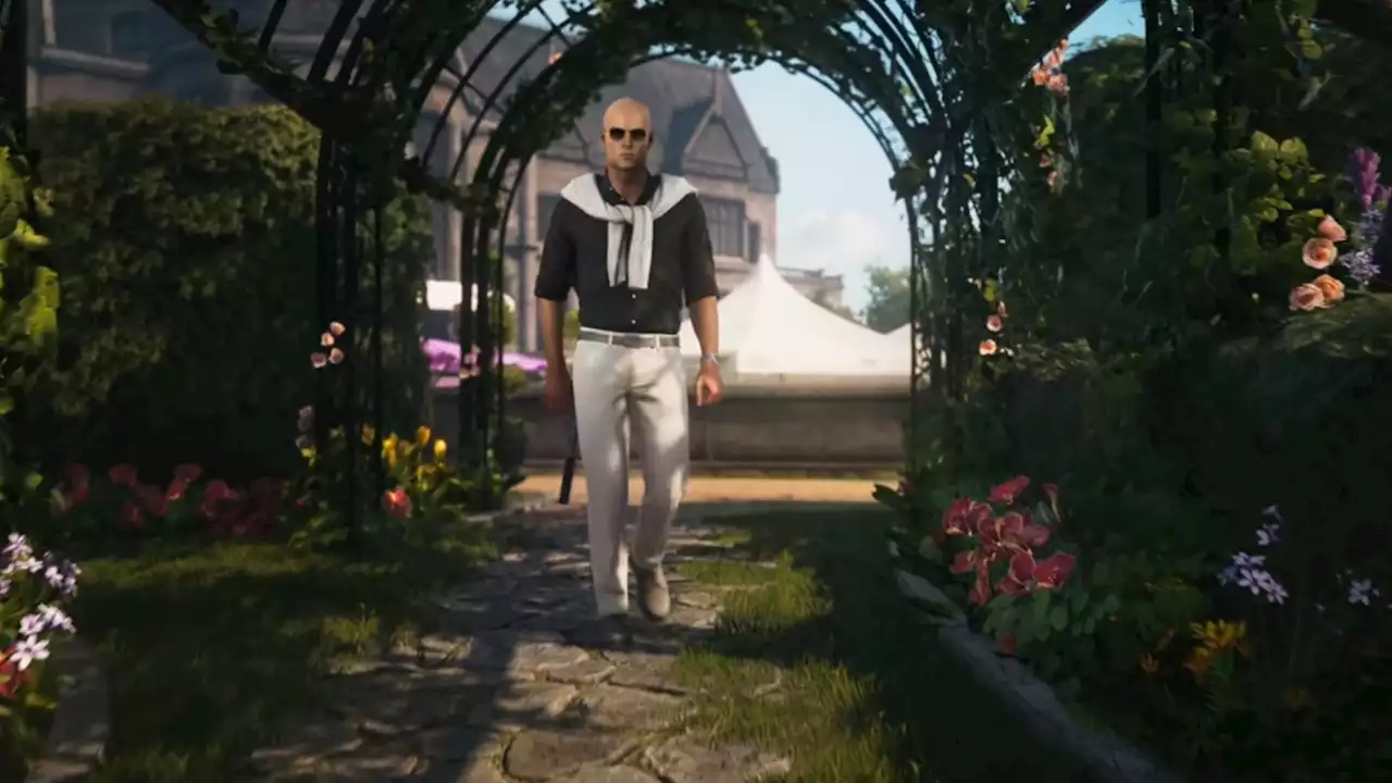 Hitman 3 brings flower power in August