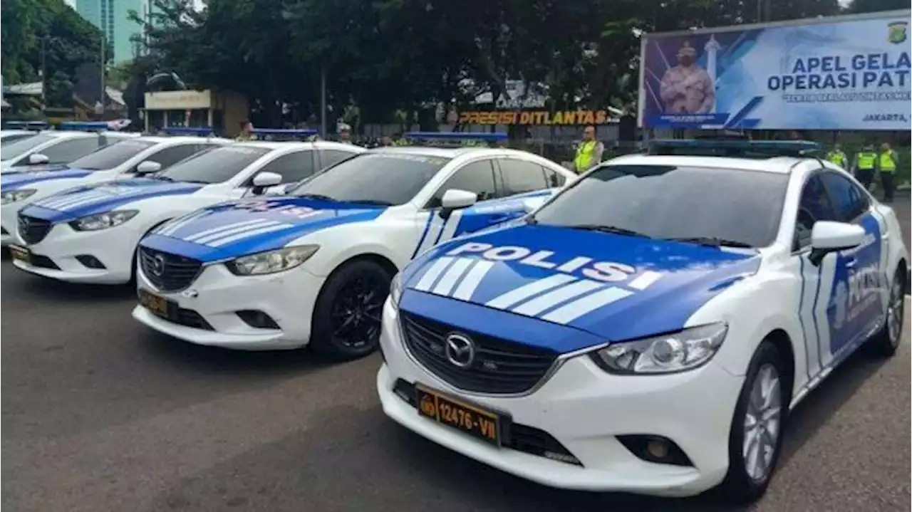 Gegara Strobo, Polisi Ditabrak Mobil Pelat RFH di Tol Pancoran