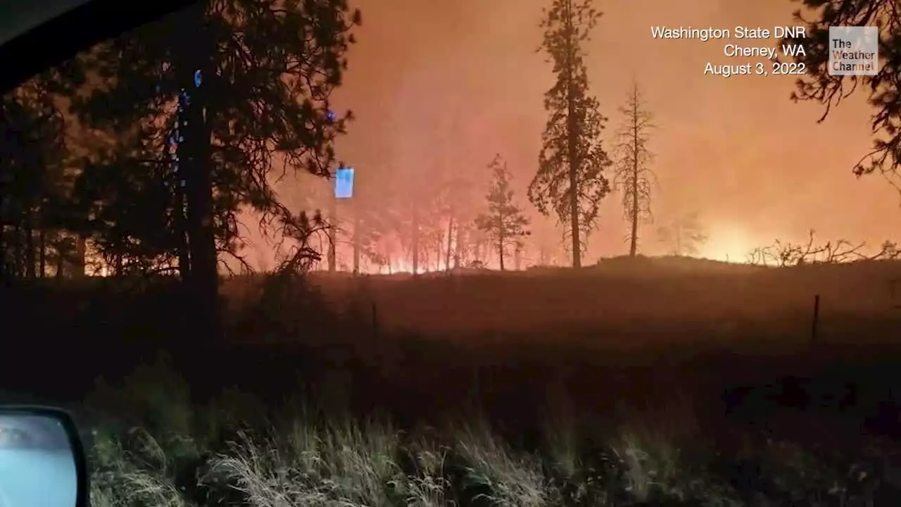 Eastern Washington Wildfires Burn Structures, Force Evacuations - Videos from The Weather Channel