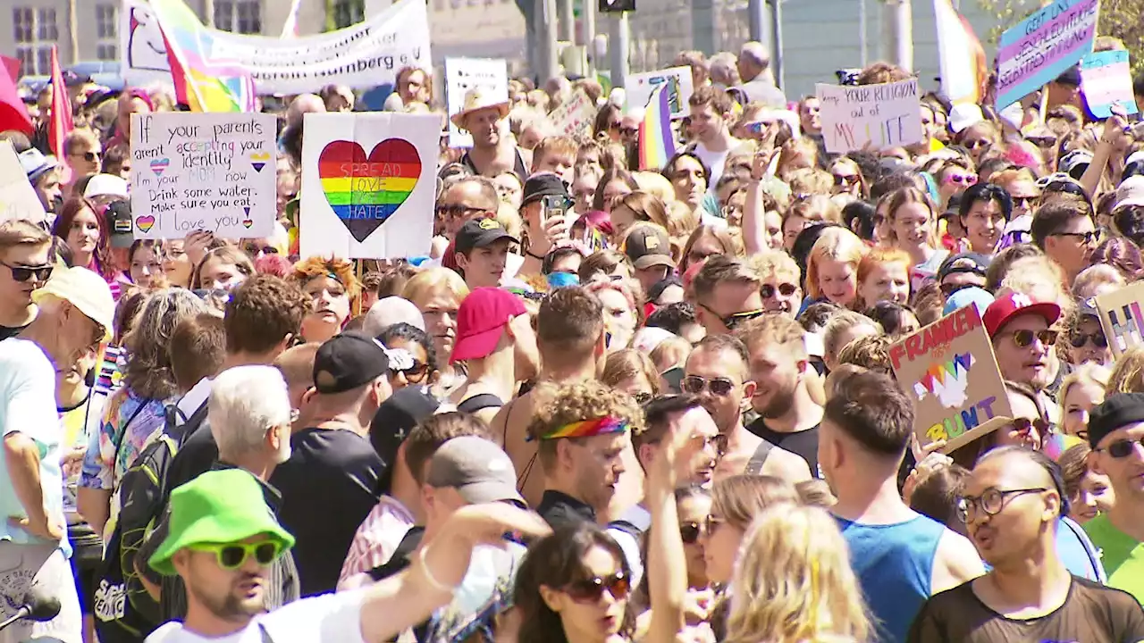 'Sichtbarkeit schafft Sicherheit': CSD-Parade durch Nürnberg