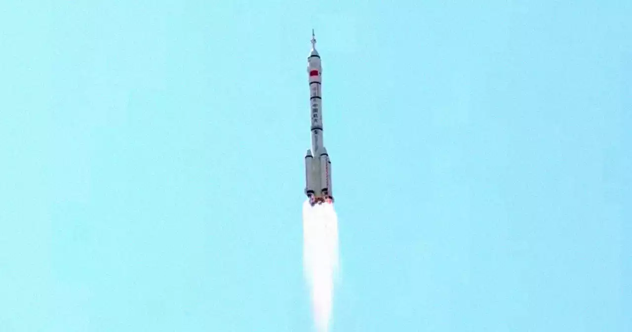 China Launches Mysterious 'Reusable Test' Spacecraft