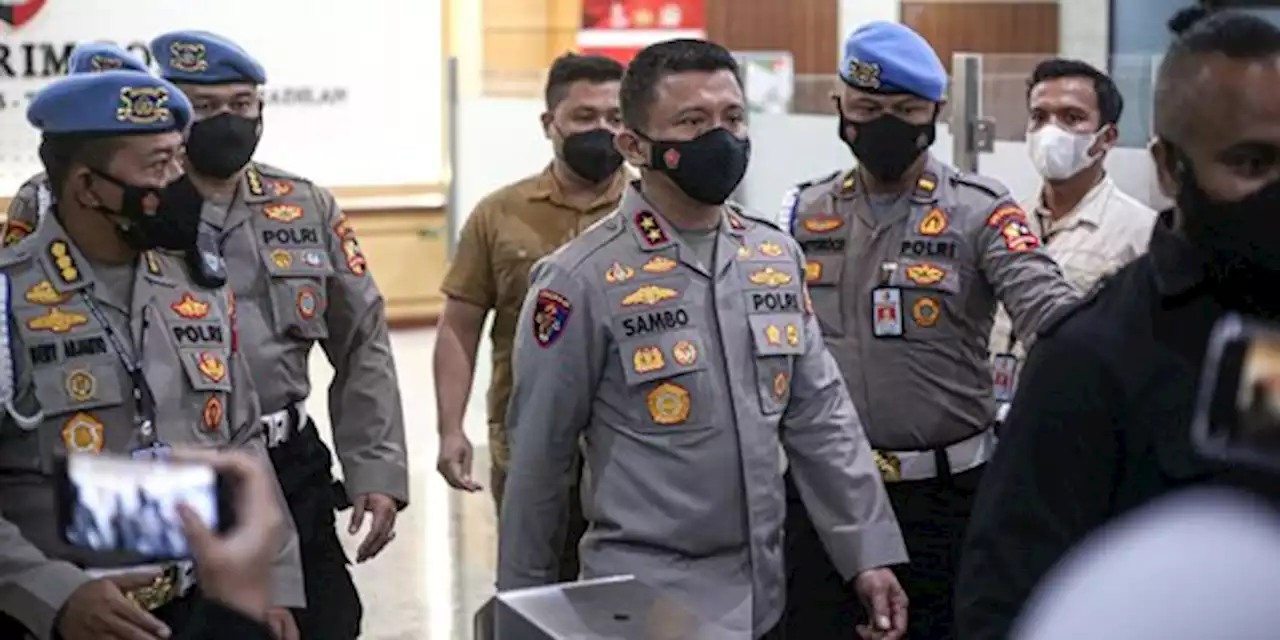 Irjen Sambo bukan Tersangka Kasus Brigadir J Dibawa ke Mako Brimob, Ini Kata Polri | merdeka.com