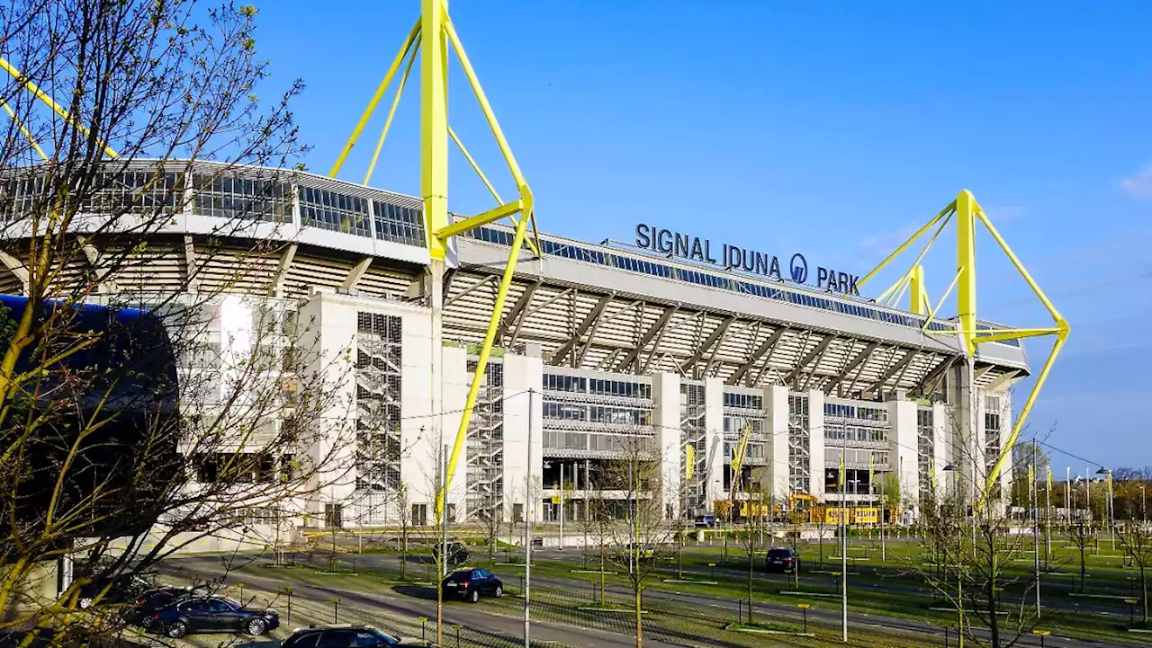 82.000 Zuschauer durften BVB-Stadion nicht verlassen