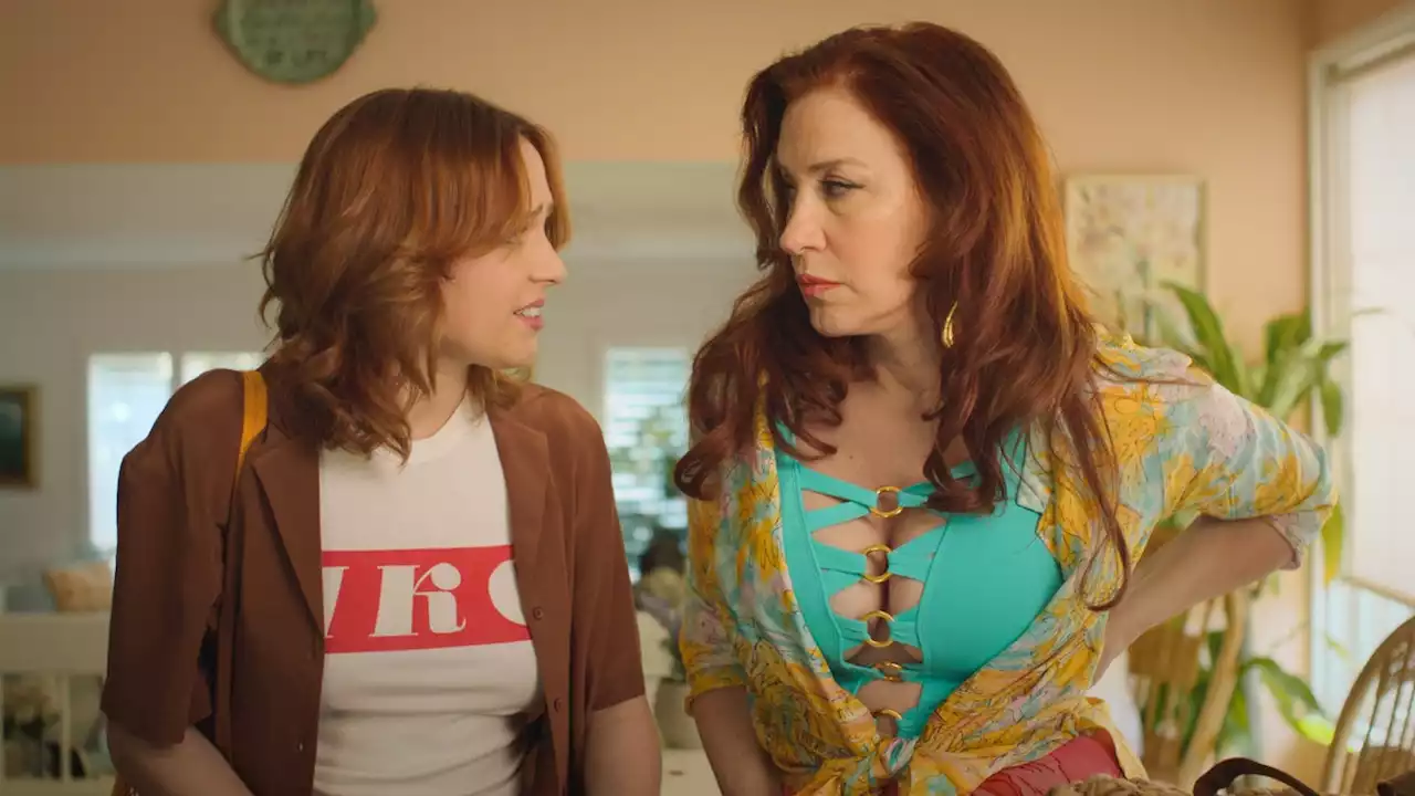 Lesbian Tumblr Can’t Get Enough of Lisa Ann Walter in ‘The Ladies’