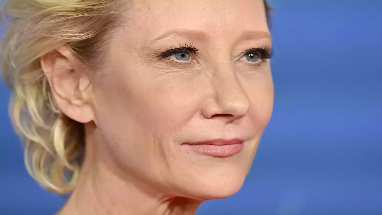 L'attrice Anne Heche ricoverata in gravi condizioni dopo un incidente