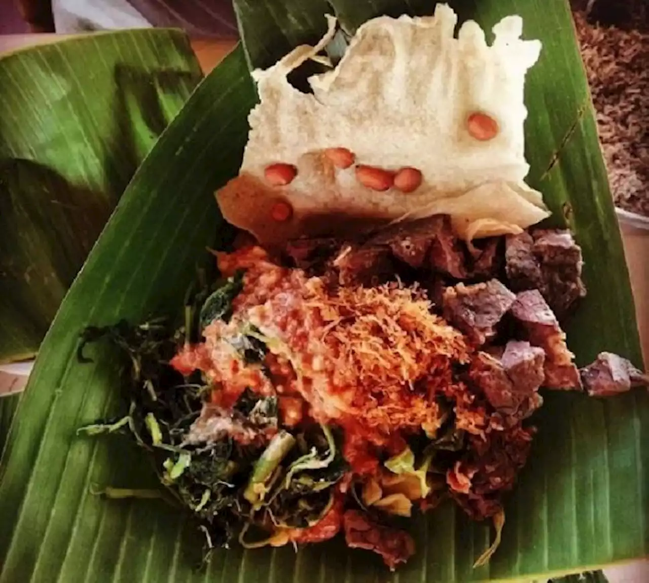 Pecel Madiun: Kuliner Legendaris di Jawa Timur