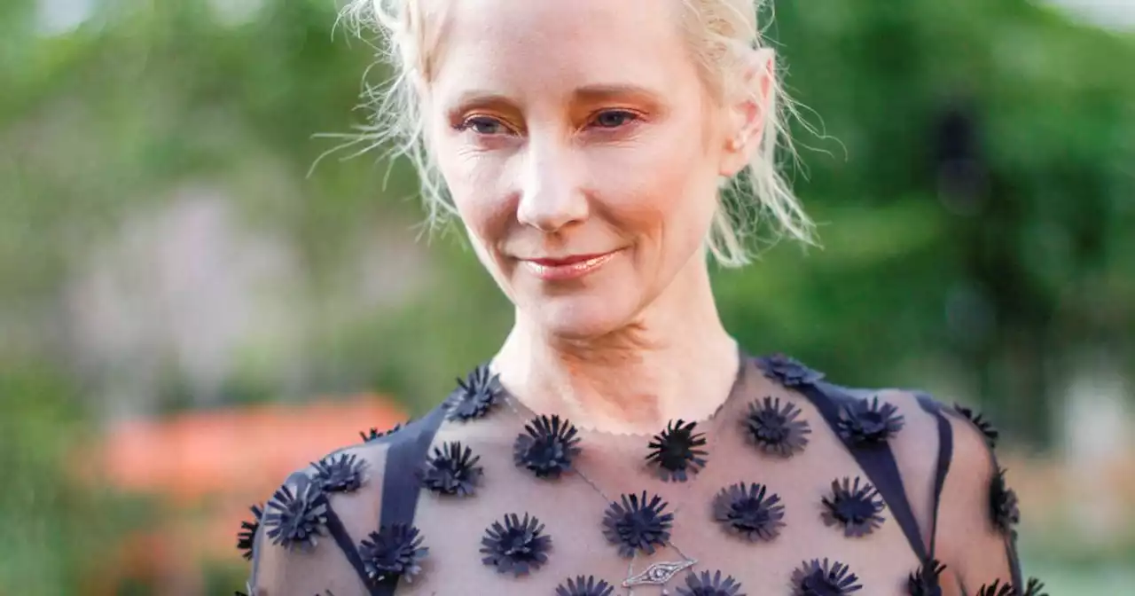 Anne Heche: Augenzeuge nach Autounfall: 'Sie ist fast durch das ganze Haus gefahren'