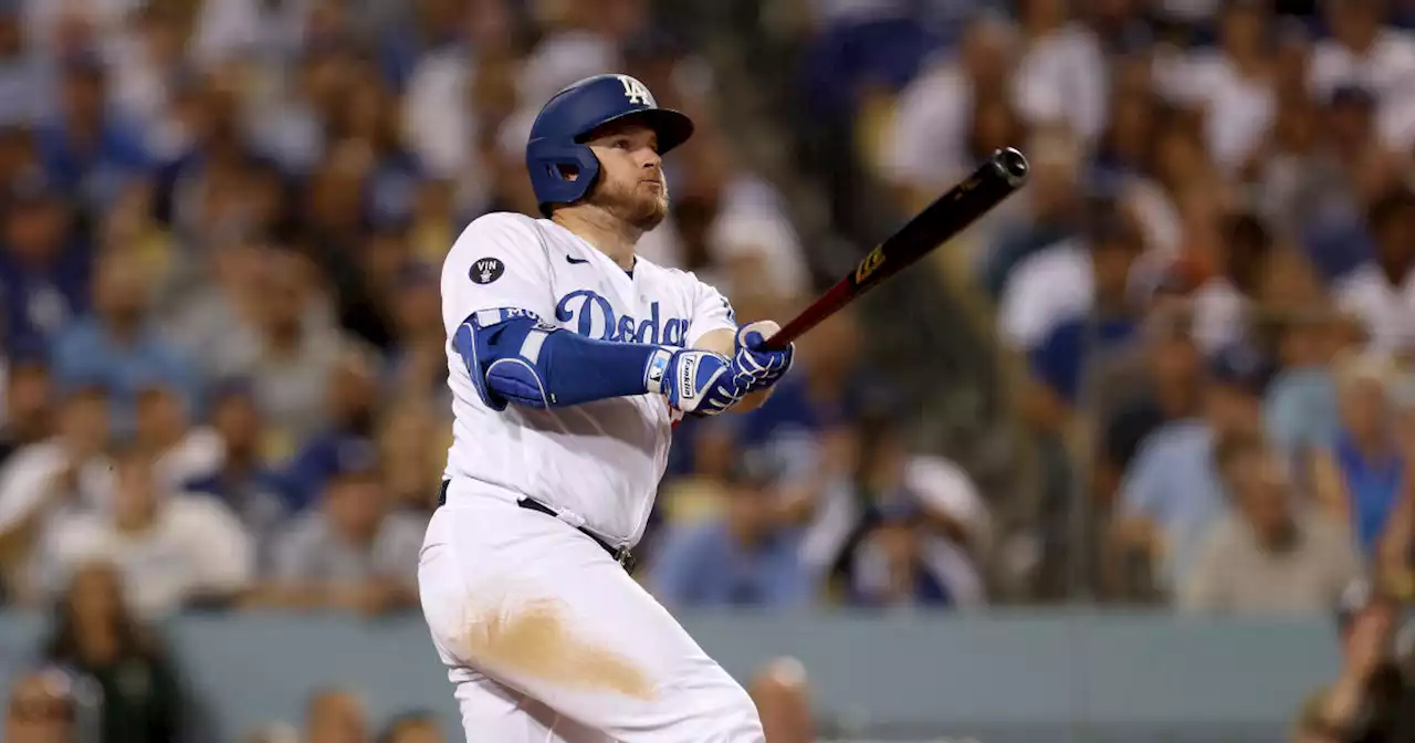 Will Smith, Max Muncy drive Dodgers past Padres again, 8-3