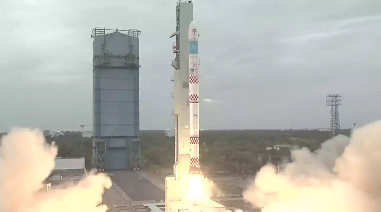 India launches new rocket but has satellite placement issue | Digital Trends