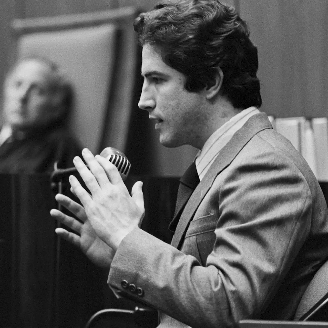 The True Story of the Hillside Strangler Will Give You Nightmares - E! Online