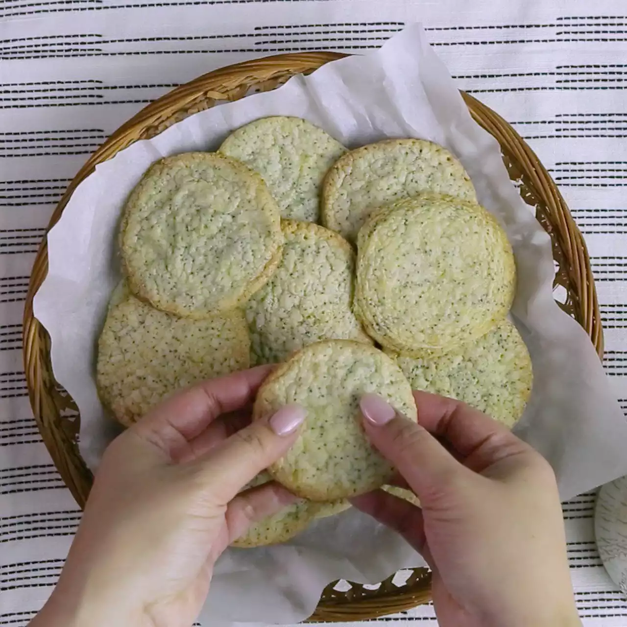 Cardamom–Poppy Seed Cookies Recipe