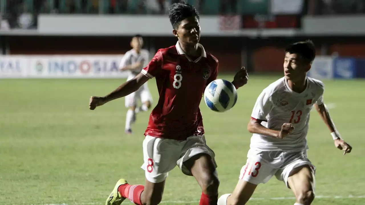 Dikalahkan Timnas Indonesia U-16, Pelatih Vietnam Cerca Wasit | Goal.com Indonesia