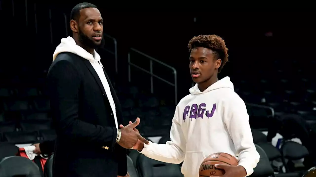 La estrategia de LeBron James para jugar con su hijo en Los Angeles Lakers | La idea del astro es extender su contrato para coincidir con Bronny en 2024