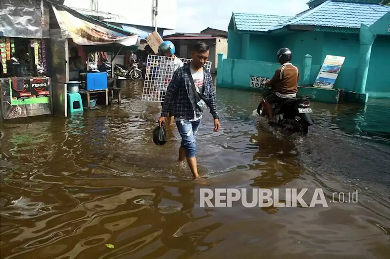 BNPB: 15 Ribu Warga Jadi Korban Banjir di Kapuas Hulu Kalbar |Republika Online