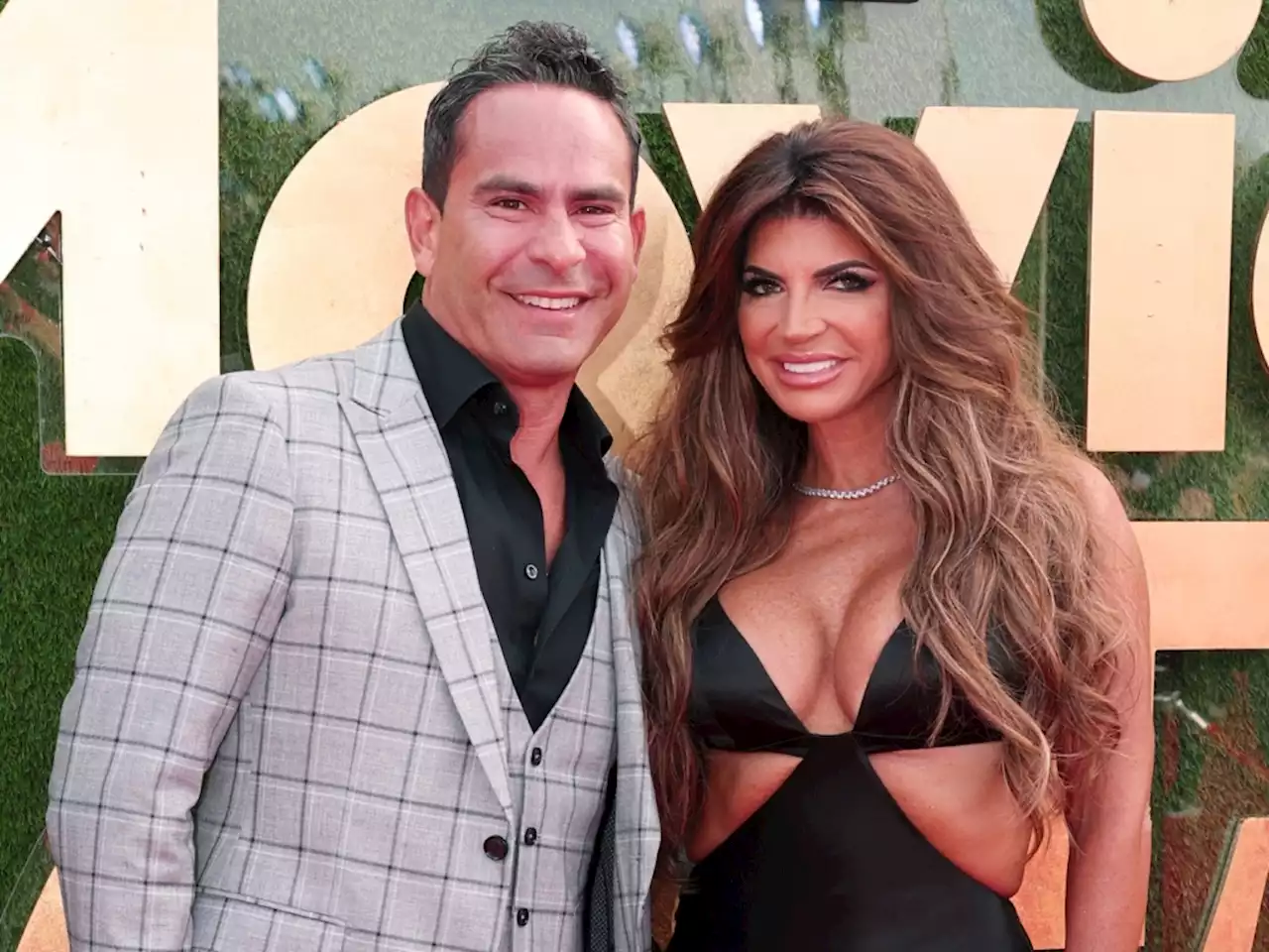 Teresa Giudice & Luis Ruelas, Jodie Sweetin, & More Celebrities Who Got Married in 2022