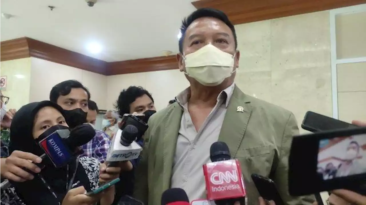 Luhut Usul Perwira TNI Bisa Ditugaskan di Kementerian, Komisi I DPR: Perlu Kajian Khusus - Tribunnews.com