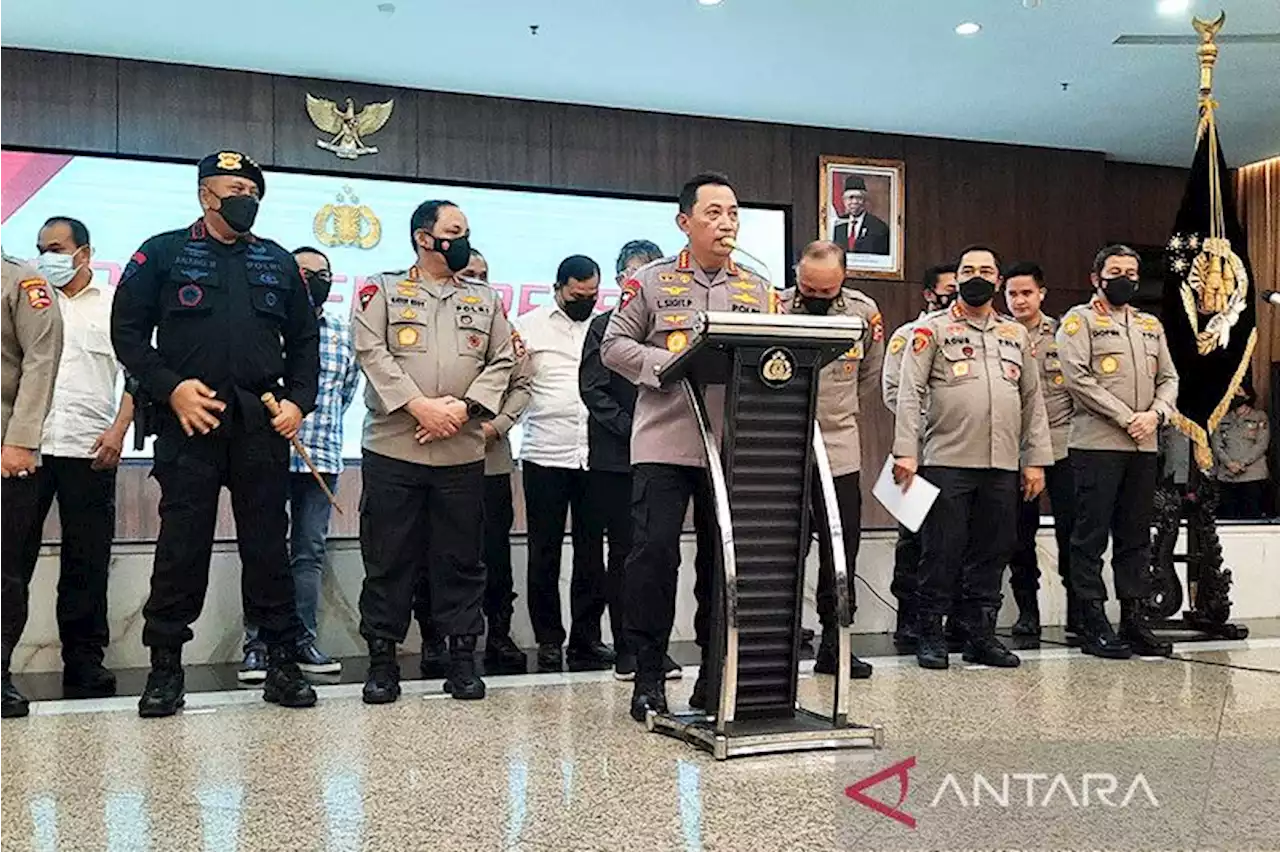 Kapolri sebut puluhan personel Polri diduga melanggar kode etik