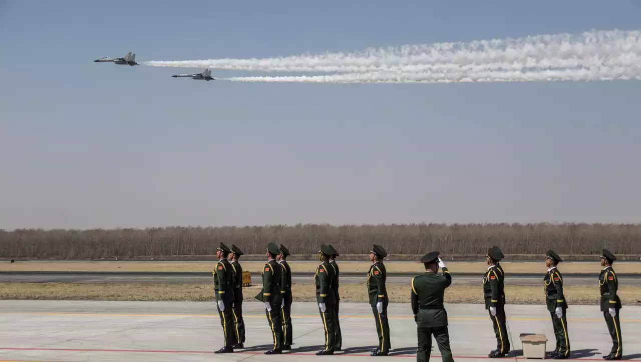 Nach Pelosi-Besuch inTaiwan: 16 chinesische Kampfjets überqueren Medianlinie