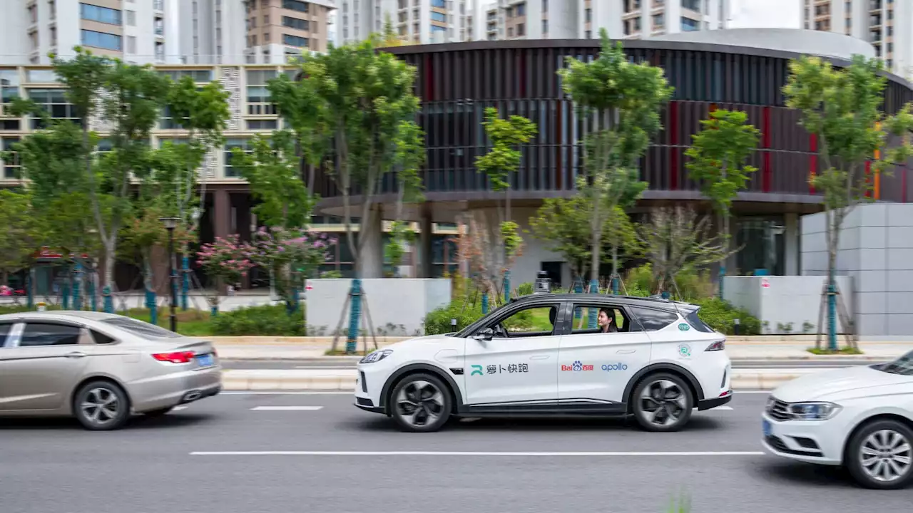 Baidu becomes the first driverless taxi service provider in China