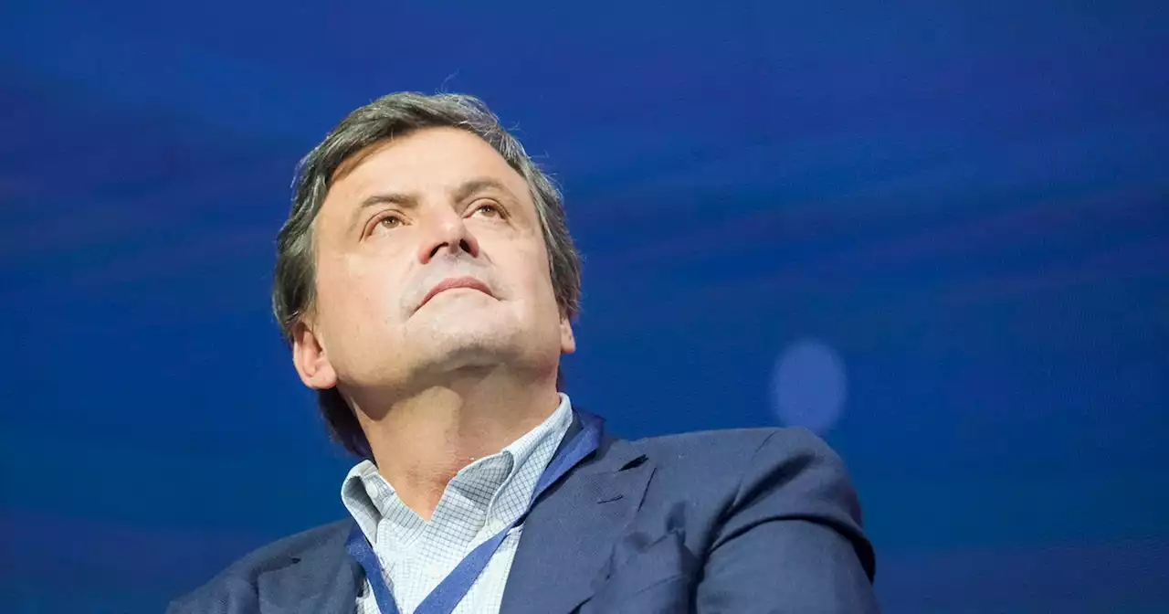 Carlo Calenda, la sparata contro Berlusconi: 'Quanti voti lascio a Forza Italia'