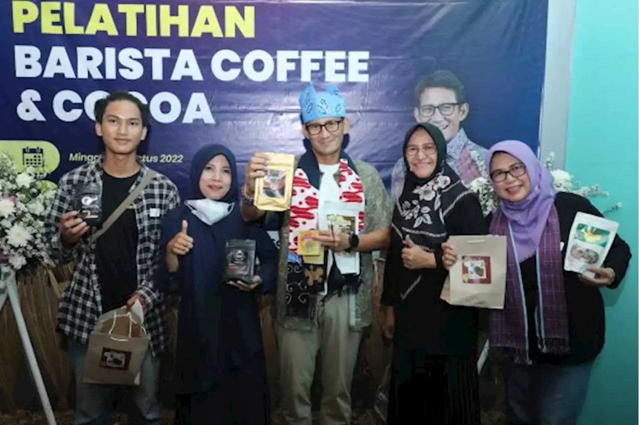 Sandiaga Uno Ajak Warga Jember Jadi Pengusaha Kopi dan Cokelat