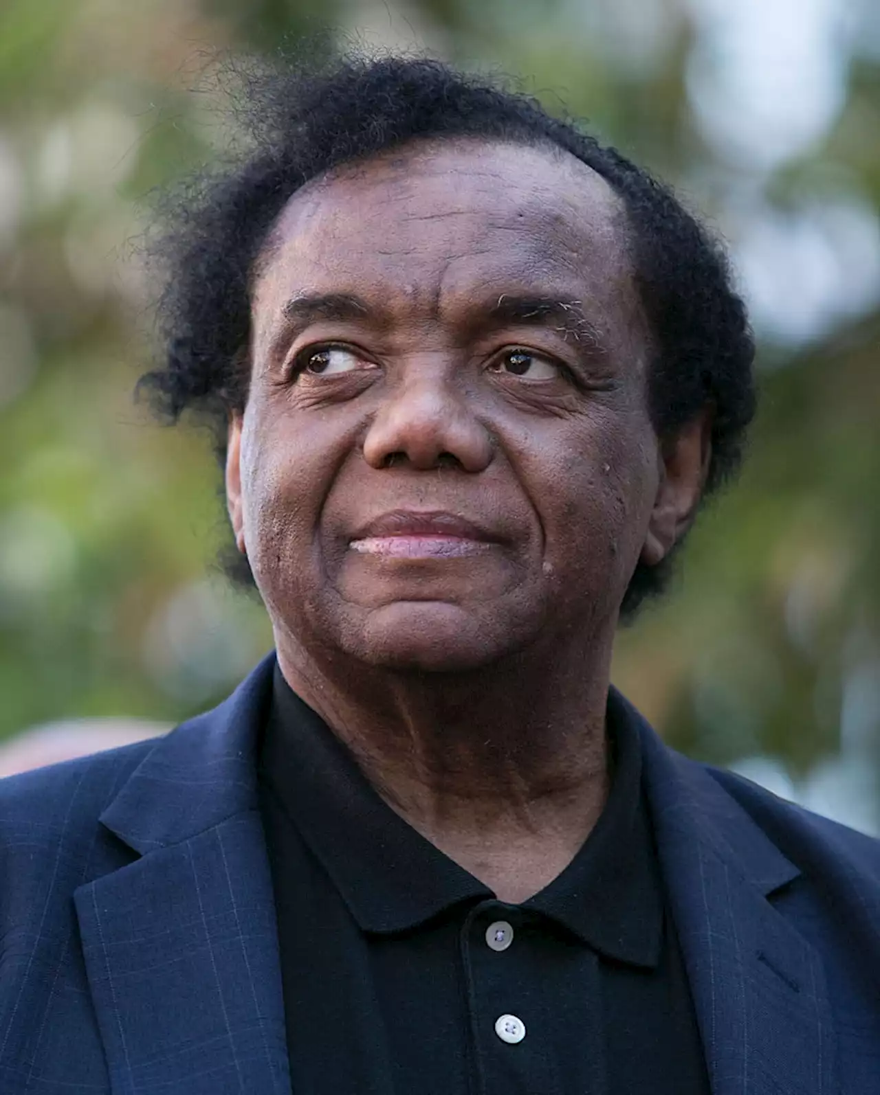 Legendary Motown Songwriter Lamont Dozier Dies at 81