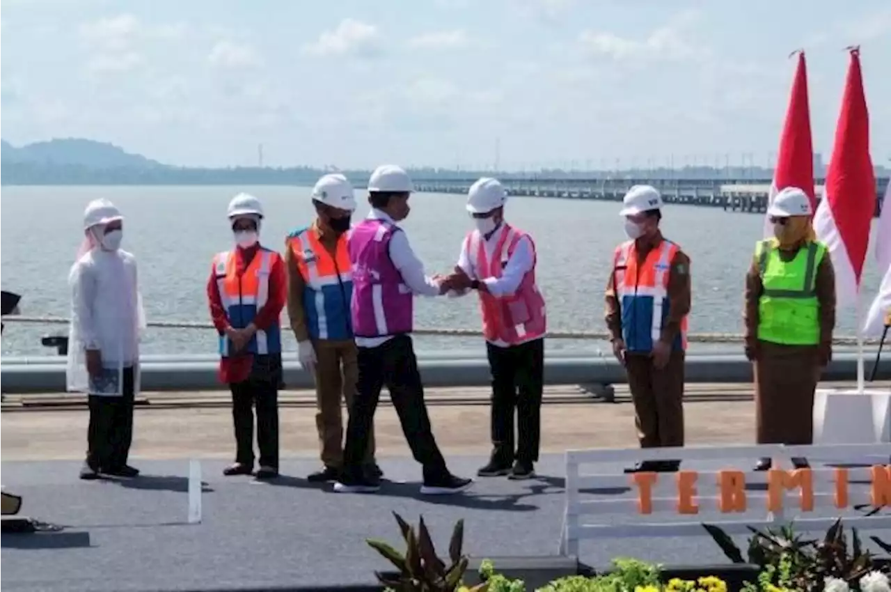 Jokowi Resmikan Terminal Kijing Pontianak: Terbesar di Kalimantan, Habiskan Rp 2,9 Triliun