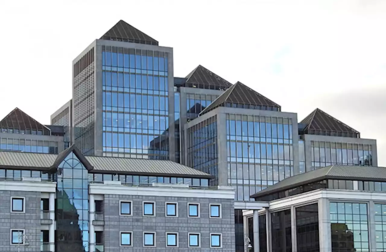 Ulster Bank to write to personal credit card holders to remind them to close accounts