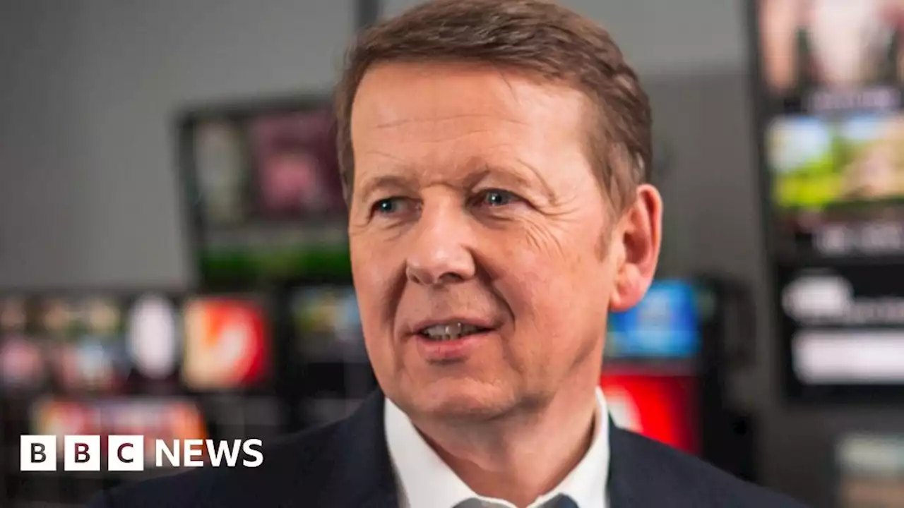 Bill Turnbull: Former BBC Breakfast presenter dies aged 66