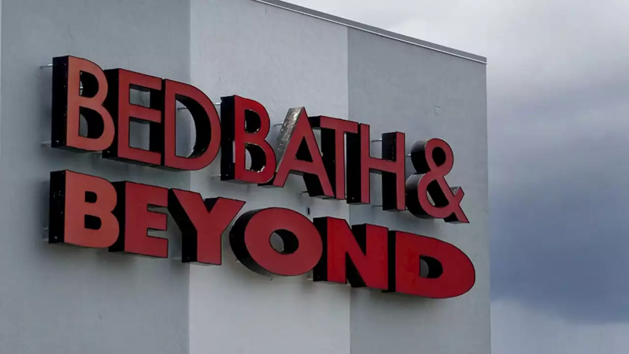 Bed Bath & Beyond to close stores, lay off workers in attempt to reverse losses