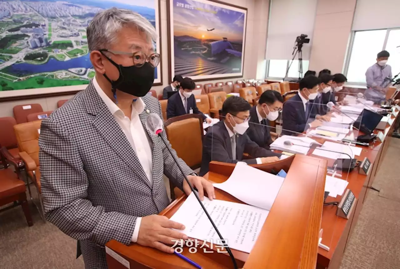 조응천 “김건희 특검·한동훈 탄핵은 ‘핵무기’와 같아···반작용 커”