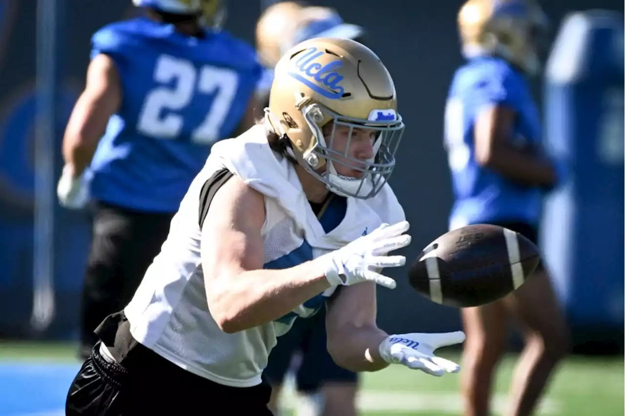 UCLA awards six walk-ons with football scholarships