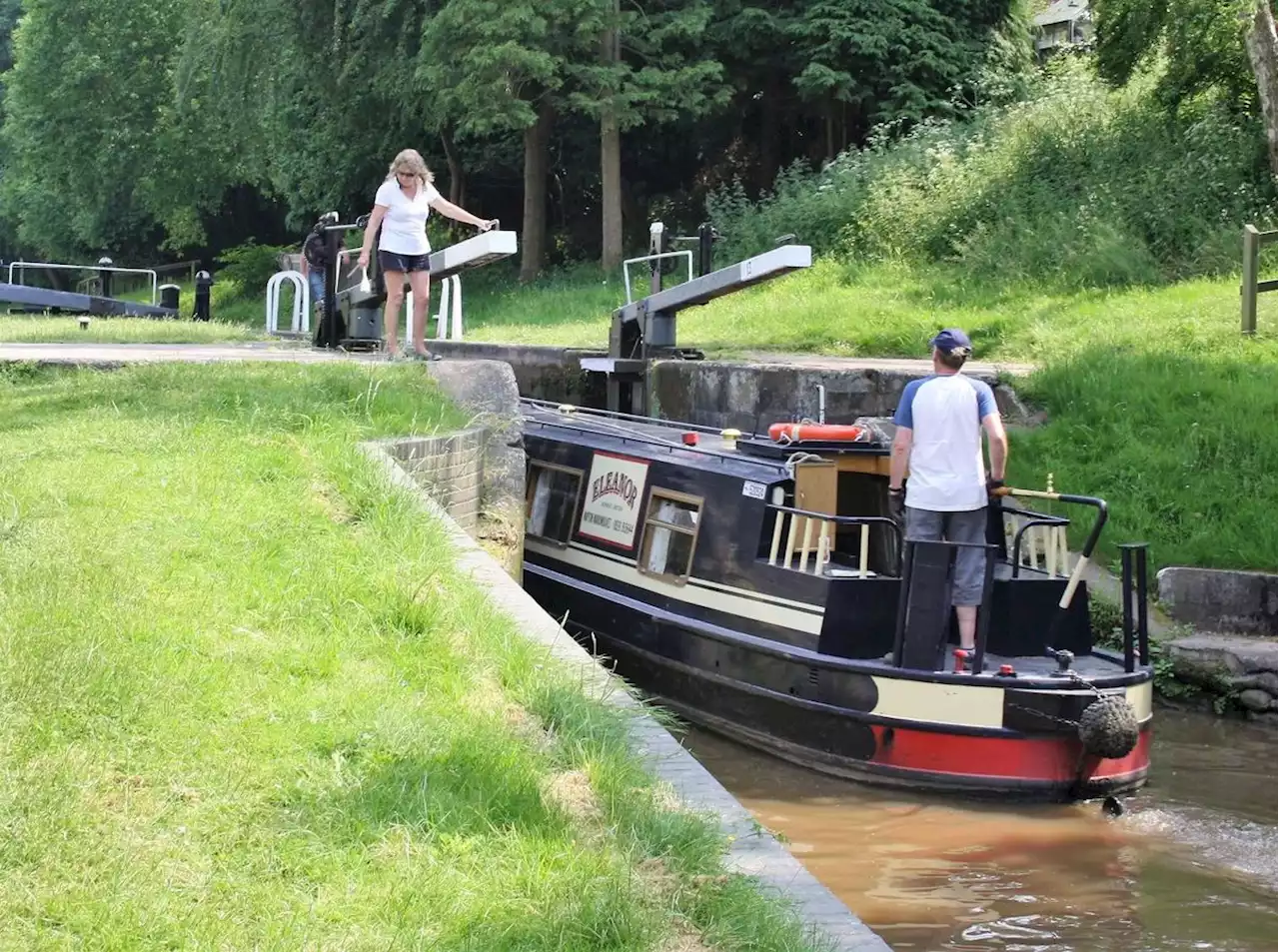 'Boat fires do happen on open water and canals!' West Midlands fire service advice for boat owners