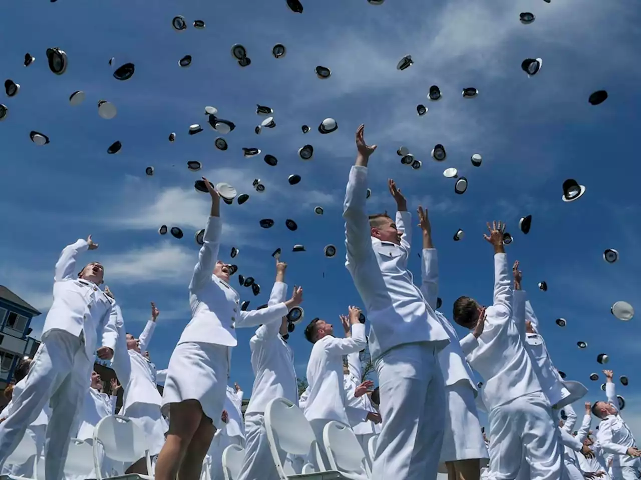 Unvaccinated cadets ordered off Coast Guard Academy campus