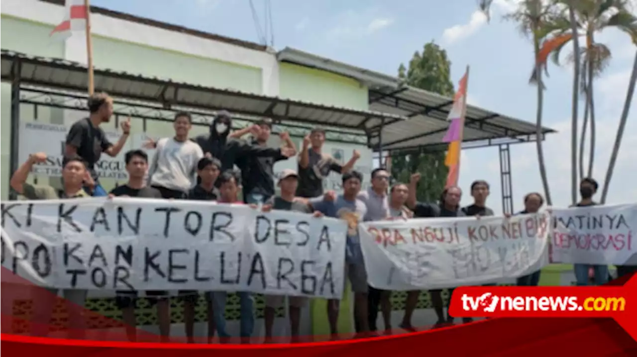 Tolak Pelantikan Perangkat Desa di Klaten, Warga Gelar Unjuk Rasa